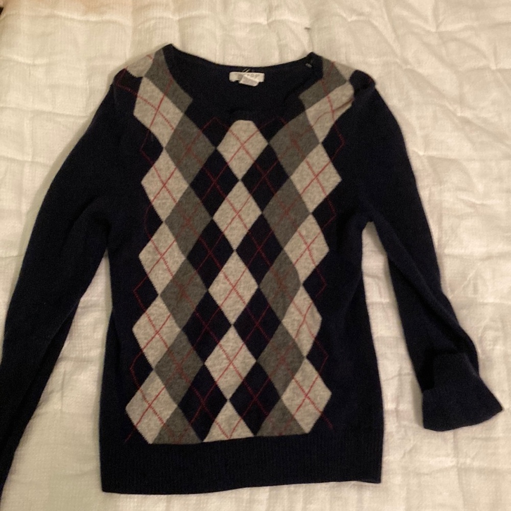 100% cashmere top
